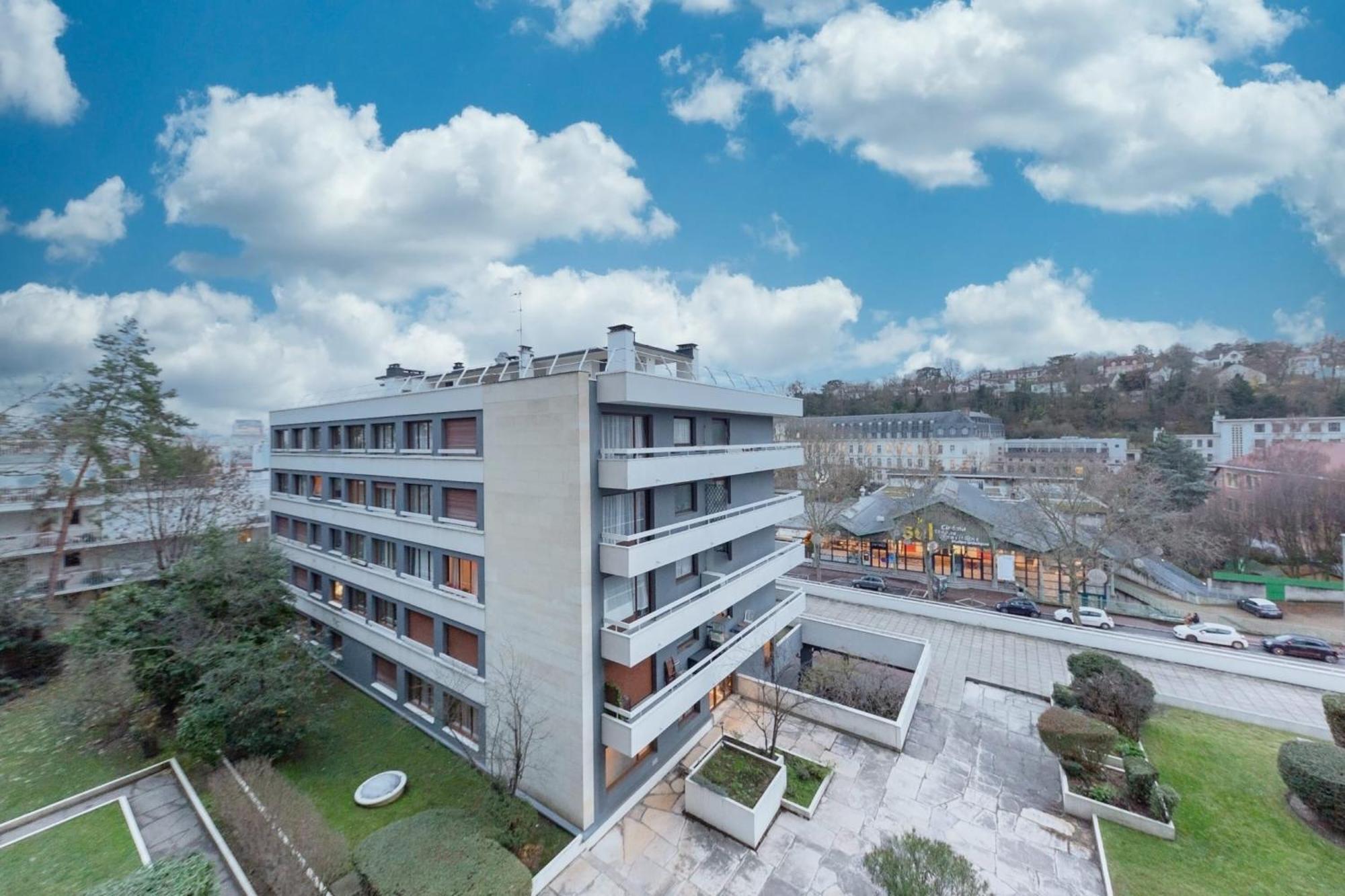 Grand Appartement Spacieux - Proche Paris Sèvres Exterior foto
