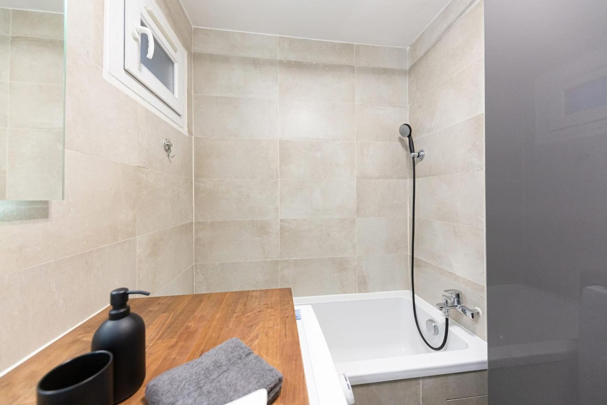 Grand Appartement Spacieux - Proche Paris Sèvres Exterior foto